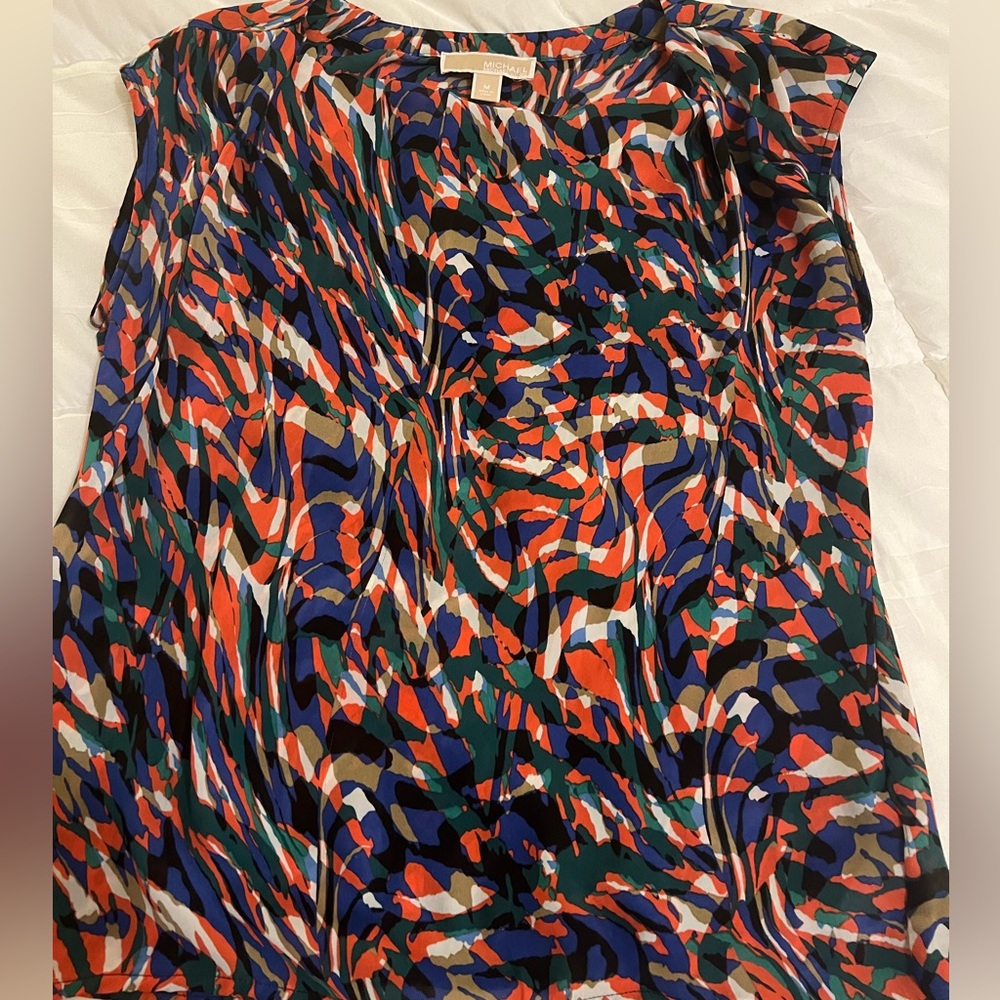 🎃🎃 Michael Kors multi colored blouse size medium.